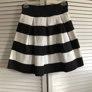 Black white striped skirt brand new Medium
